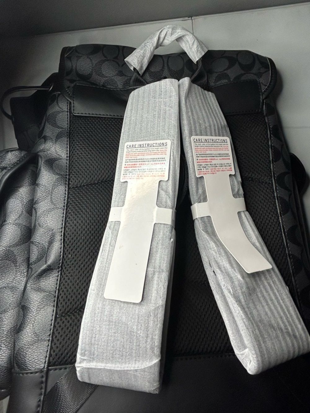 Coach Men's Hitch Backpack NWT Signature Canvas Black Charcoal Laptop Bag C2662 - Picture 6 of 7